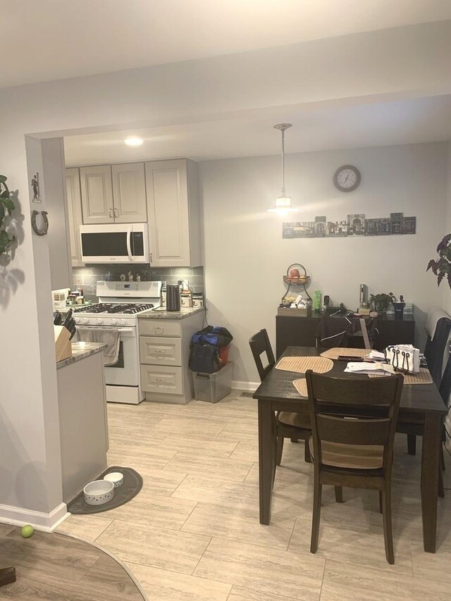 477 Sidney Ave Unit B, Glendale Heights, IL 60139 - photo 11