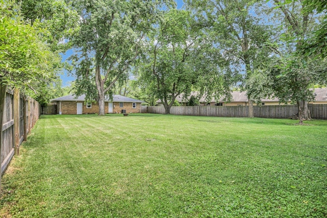 2303 Roland Dr, Champaign, IL 61821 - photo 32