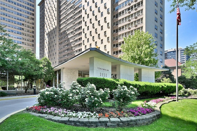 3950 N Lake Shore Dr Unit 810B, Chicago, IL 60613 - view of building exterior