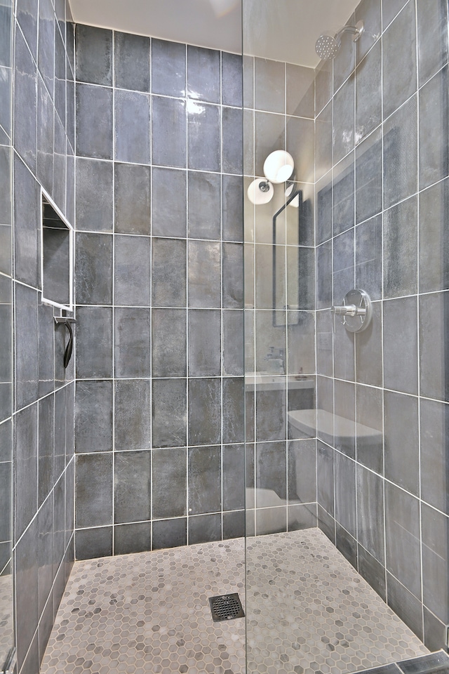 3950 N Lake Shore Dr Unit 810B, Chicago, IL 60613 - full bath with a tile shower