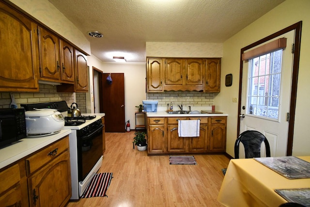 159 Village Ct, Des Plaines, IL 60016 - photo 8