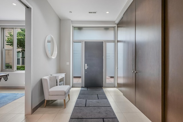 33 W Ontario St Unit Th5, Chicago, IL 60654 - entrance foyer with light tile patterned flooring and recessed lighting