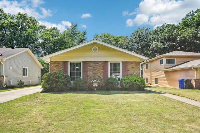 262 S Ellyn Ave, Glen Ellyn, IL 60137 - photo 1