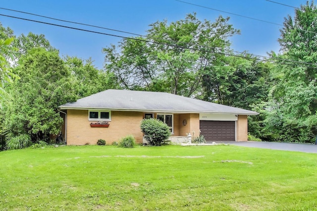 30975 N Blackhawk Trl, Grayslake, IL 60030 - photo 2