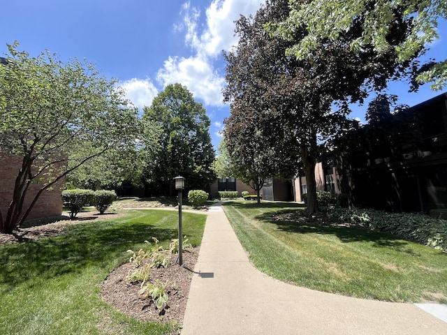 720 Saint Andrews Ln Unit 16, Crystal Lake, IL 60014 - photo 32
