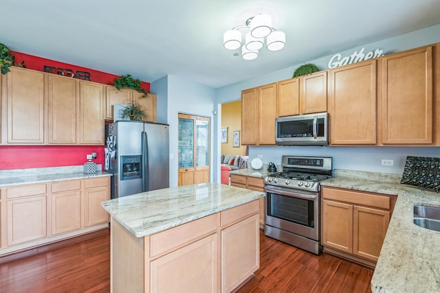 6500 Pasture Side Trl, Matteson, IL 60443 - kitchen with appliances with stainless steel finishes, dark wood-style floors, light brown cabinetry, and a kitchen island
