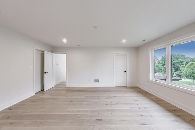 5830 Brookbank Rd, Downers Grove, IL 60516 - empty room featuring recessed lighting and light wood finished floors