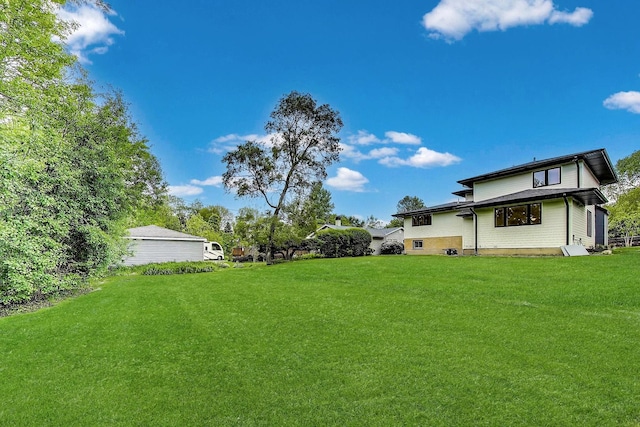 5830 Brookbank Rd, Downers Grove, IL 60516 - view of green lawn