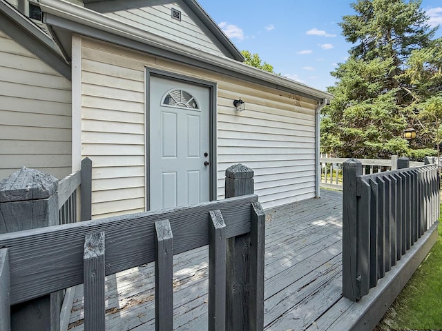 821 W Douglas St, Freeport, IL 61032 - view of wooden terrace
