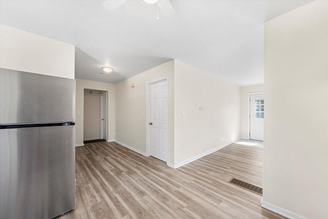 2133 Luther Ave, Lockport, IL 60441 - unfurnished room featuring light wood-style floors and a ceiling fan