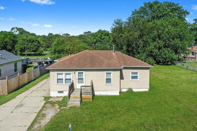 2133 Luther Ave, Lockport, IL 60441 - view of front facade featuring roof with shingles, driveway, and crawl space