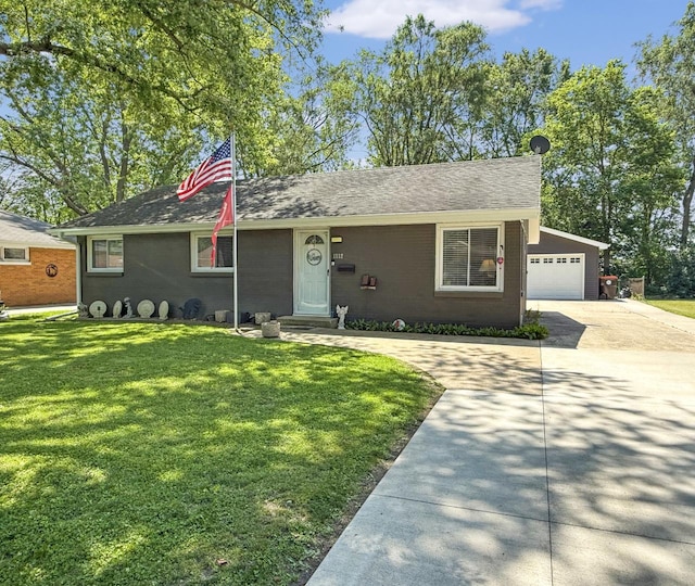 1112 Englewood Dr, Rantoul, IL 61866 - photo 1