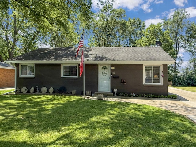 1112 Englewood Dr, Rantoul, IL 61866 - photo 2