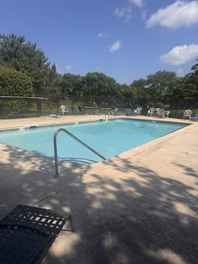 470 Fawell Blvd Unit 411, Glen Ellyn, IL 60137 - community pool featuring a patio