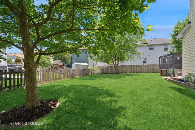 883 W Courtland St, Mundelein, IL 60060 - photo 34