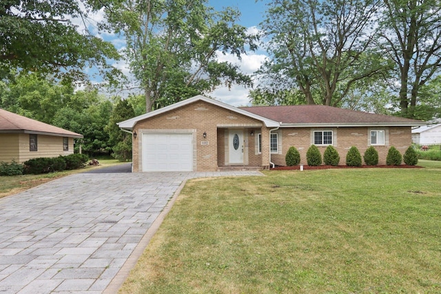 1112 Rosary Ln, Joliet, IL 60435 - photo 1