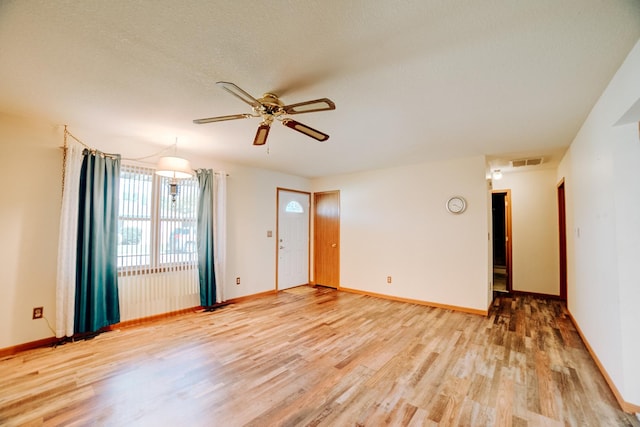 308 E Oak St, Watseka, IL 60970 - photo 8