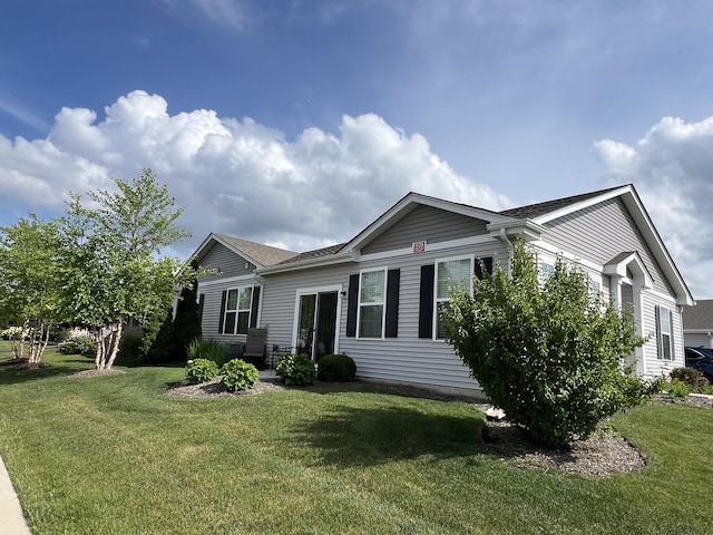 1137 Crestview Ln, Pingree Grove, IL 60140 - view of home's exterior featuring a yard