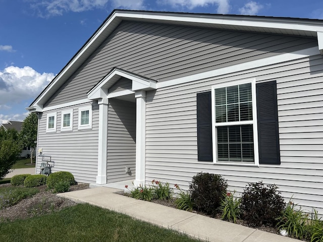 1137 Crestview Ln, Pingree Grove, IL 60140 - view of side of home