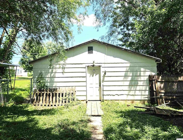 1120 N 8th St, Quincy, IL 62301 - photo 3