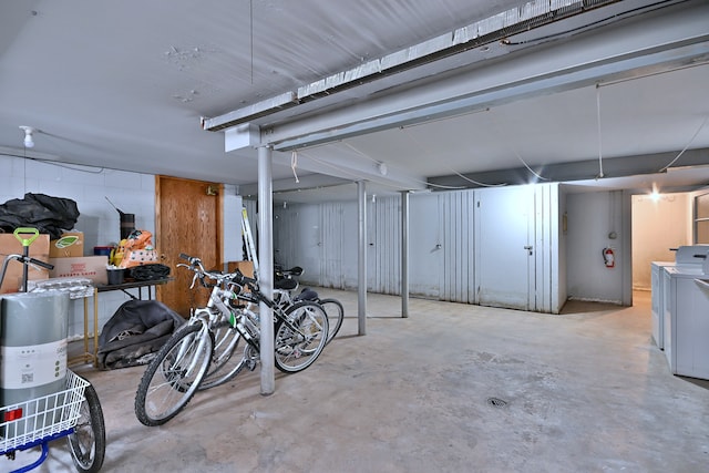 6869 N Overhill Ave Unit 2B, Chicago, IL 60631 - view of garage