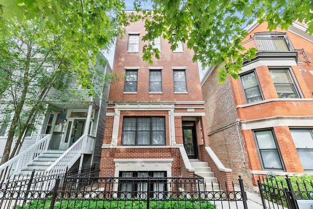3746 N Clifton Ave Unit 1, Chicago, IL 60613 - photo 1