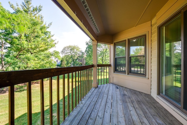 13 Willow Pkwy, Buffalo Grove, IL 60089 - wooden deck with a yard