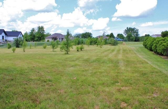 2304 Oakwood Ln, Marseilles, IL 61341
