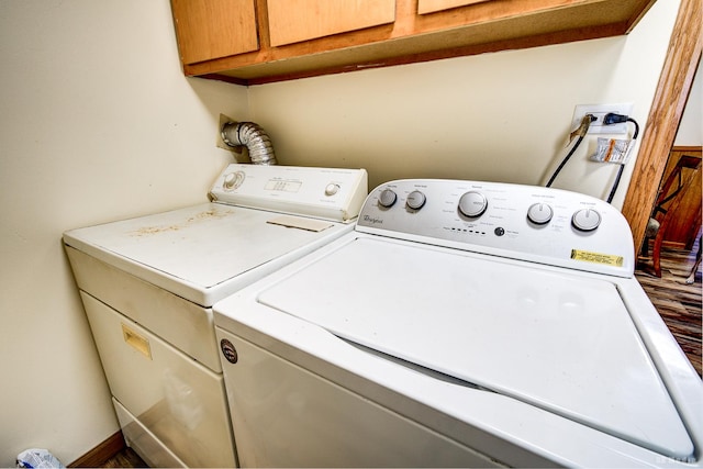 4209 SW Hwy Unit 4209, Hometown, IL 60456 - laundry room featuring cabinet space and washing machine and dryer