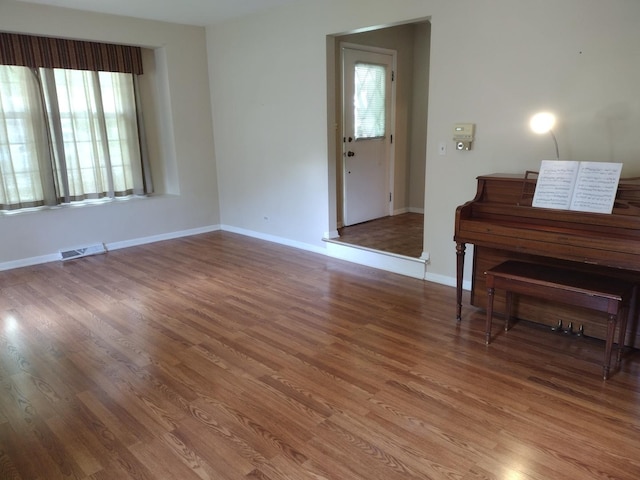 1544 Towhee Ln, Naperville, IL 60565 - spare room featuring wood finished floors