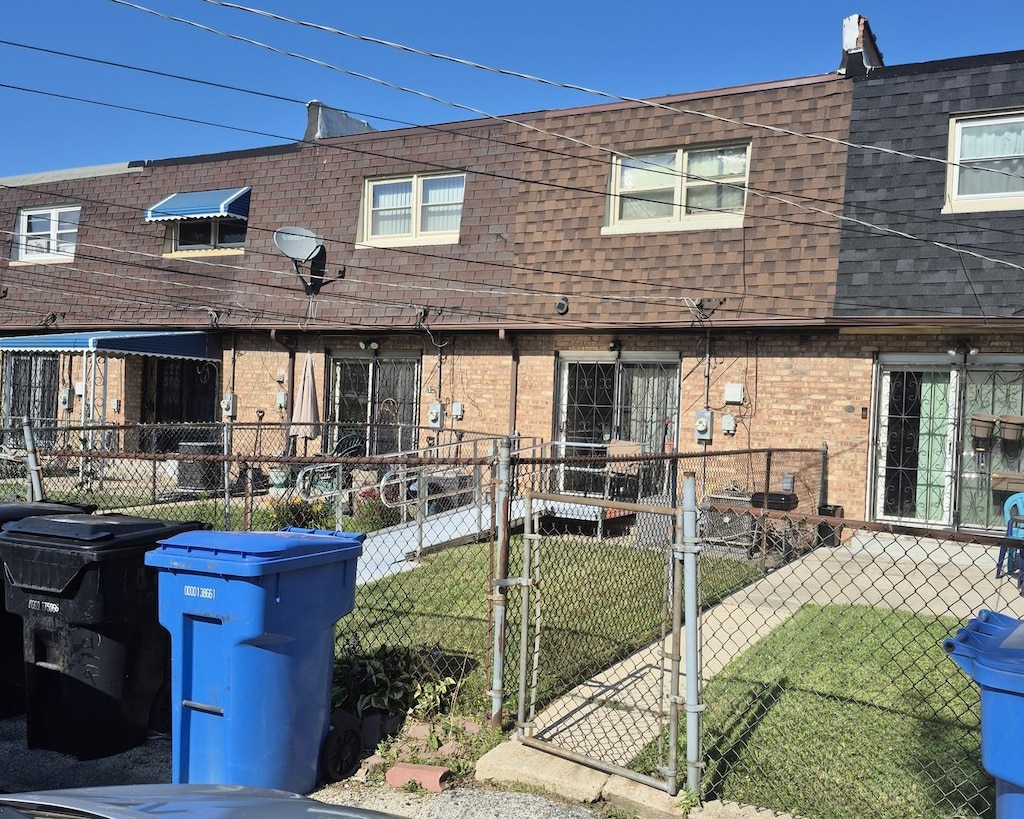 9118 S King Dr, Chicago, IL 60619 - photo 3