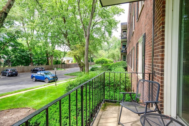 1350 N Western Ave Unit 106, Lake Forest, IL 60045 - view of balcony