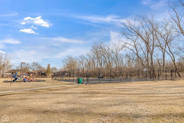 4 Cour La Salle Ct, Palos Hills, IL 60465 - view of yard