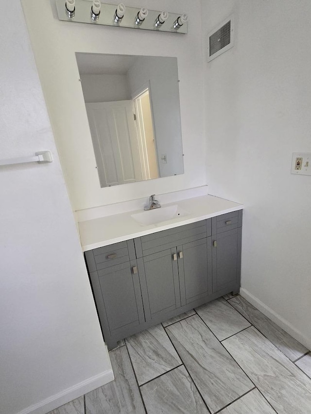 453 E Chicago St, Elgin, IL 60120 - photo 11