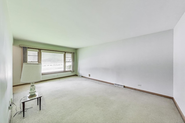 1927 Herbert Ave, Berkeley, IL 60163 - carpeted empty room with baseboards