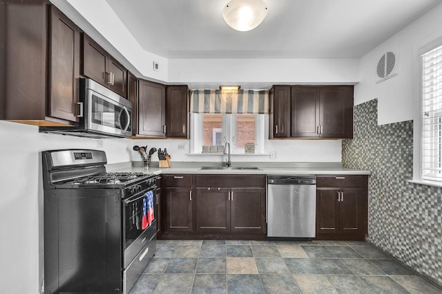 10140 S Spaulding Ave, Evergreen Park, IL 60805 - photo 10