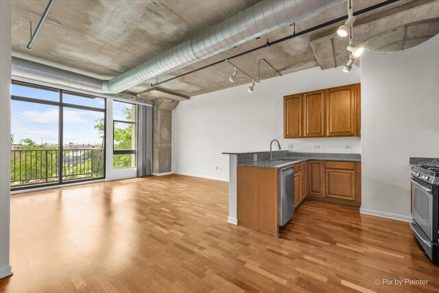 1550 S Blue Island Ave Unit 524, Chicago, IL 60608 - photo 10