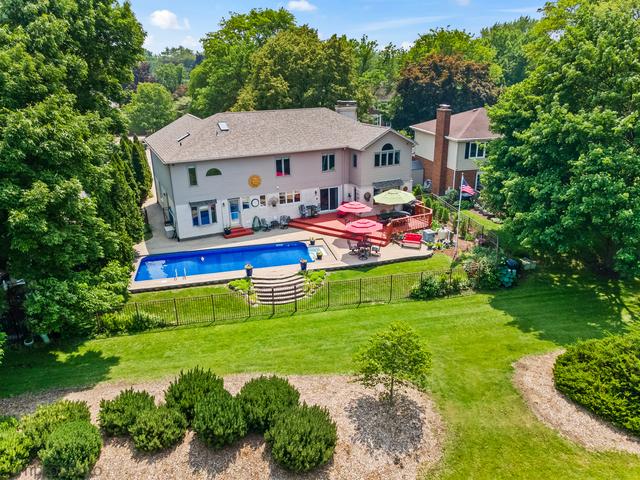 1424 E Jonquil Cir, Arlington Heights, IL 60004 - photo 47