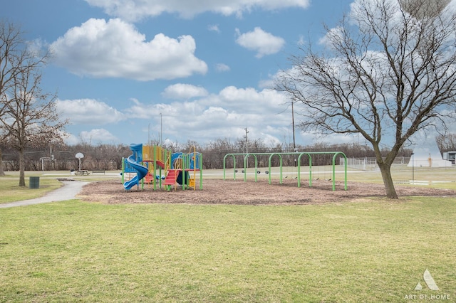 16956 Sunset Ridge Dr, Country Club Hills, IL 60478 - community playground featuring a yard