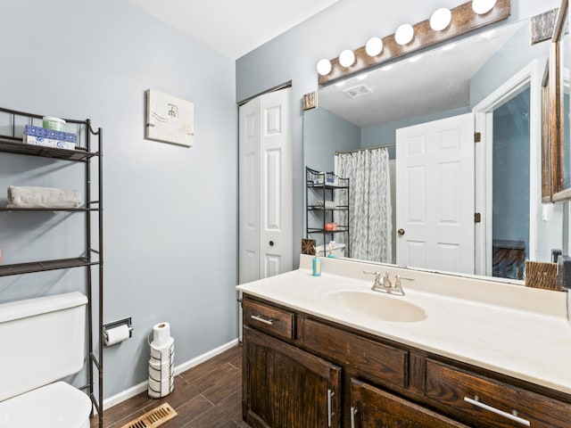 1400 Ashton Ct Unit B1, Wheeling, IL 60090 - full bath with vanity and wood finish floors