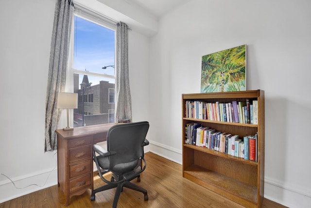 1848 W Cermak Rd Unit 3, Chicago, IL 60608 - office space with wood finished floors and baseboards