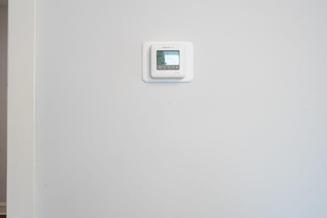 5043 W Argyle St, Chicago, IL 60630 - detailed view