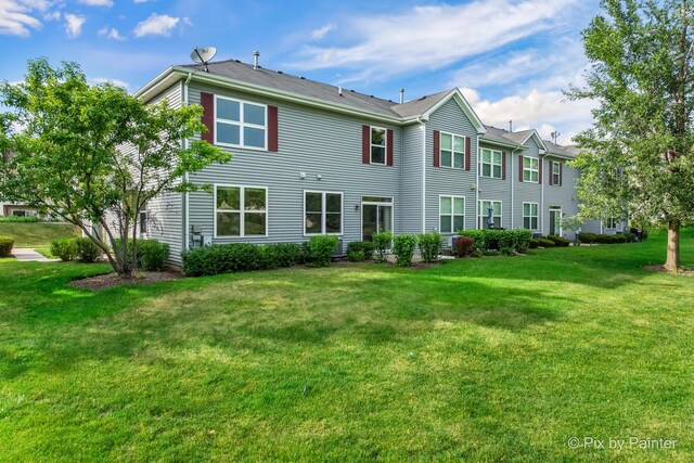 937 Emerald Dr, Pingree Grove, IL 60140 - rear view of property with a lawn