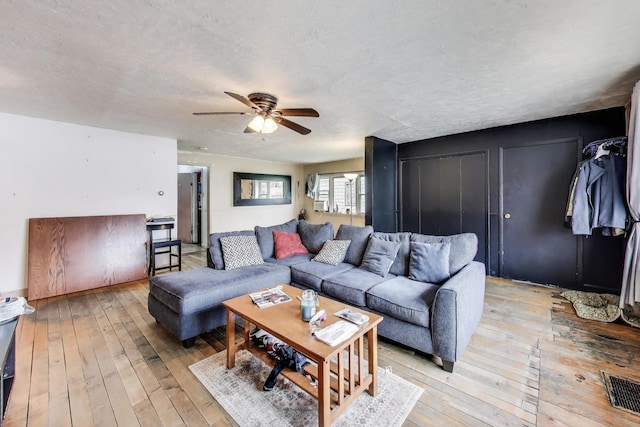 3313 N Kedzie Ave, Chicago, IL 60618 - photo 4