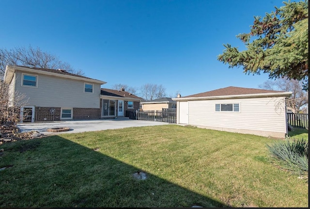 507 Wingate Dr, Schaumburg, IL 60193 - rear view of property with a patio area