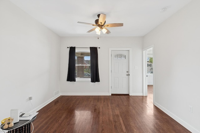 334 153rd St, Calumet City, IL 60409 - empty room with wood finished floors and a ceiling fan