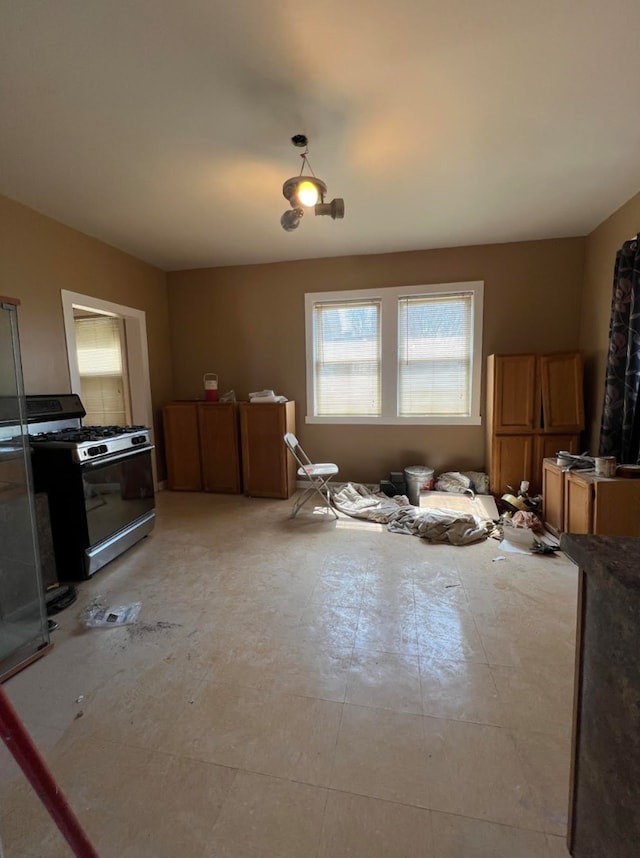 5938 S La Salle St, Chicago, IL 60621 - view of dining area