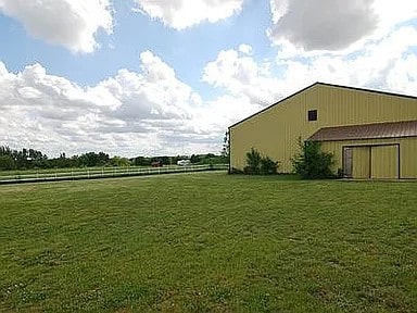 9417 W Steger Rd, Frankfort, IL 60423 - view of green lawn