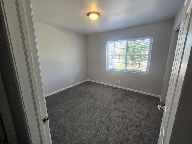 904 N Oak Creek Dr, Genoa, IL 60135 - photo 6