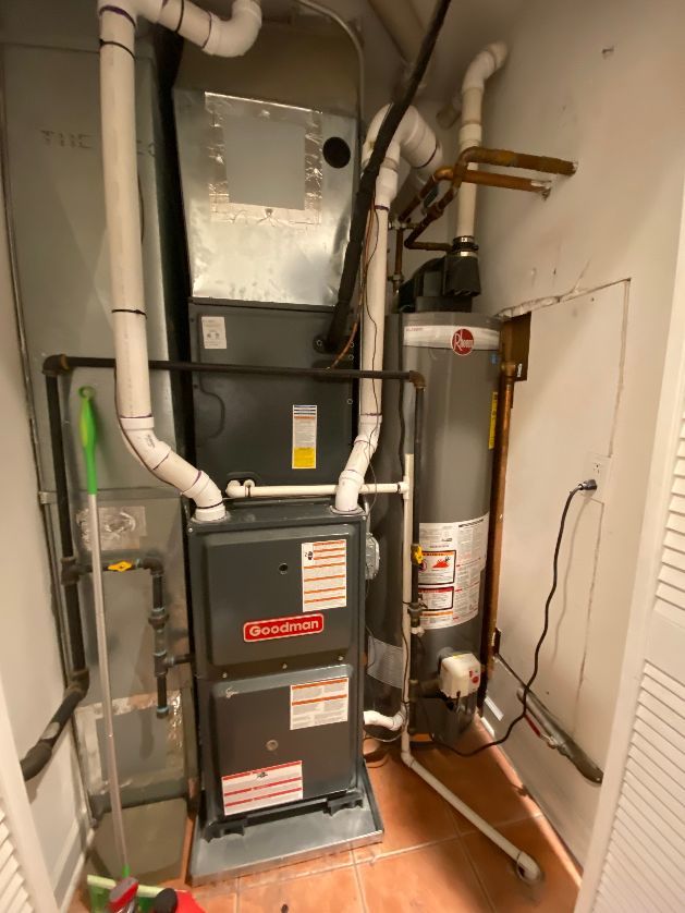 2447 W Walton St Unit 2, Chicago, IL 60622 - utilities with gas water heater